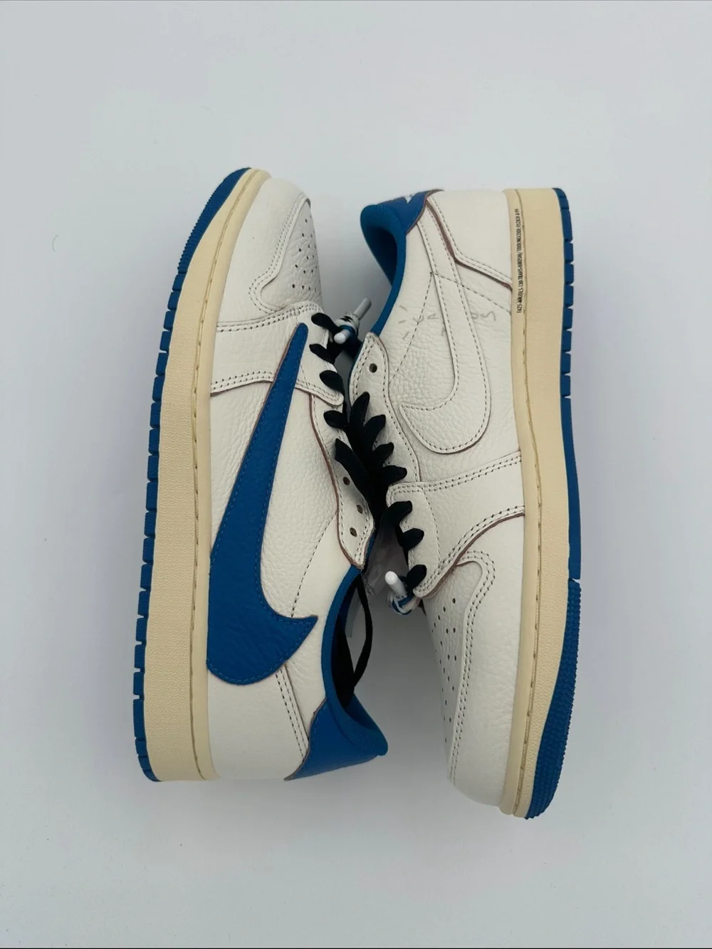 Nike X Travis Scott Fragment Men’s Size 9.5-11 Available